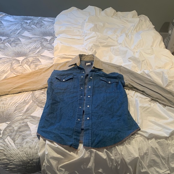 Wrangler Vintage Denim and Khaki Contrast Sleeve Pearl Snap Western Shirt - Picture 2 of 6